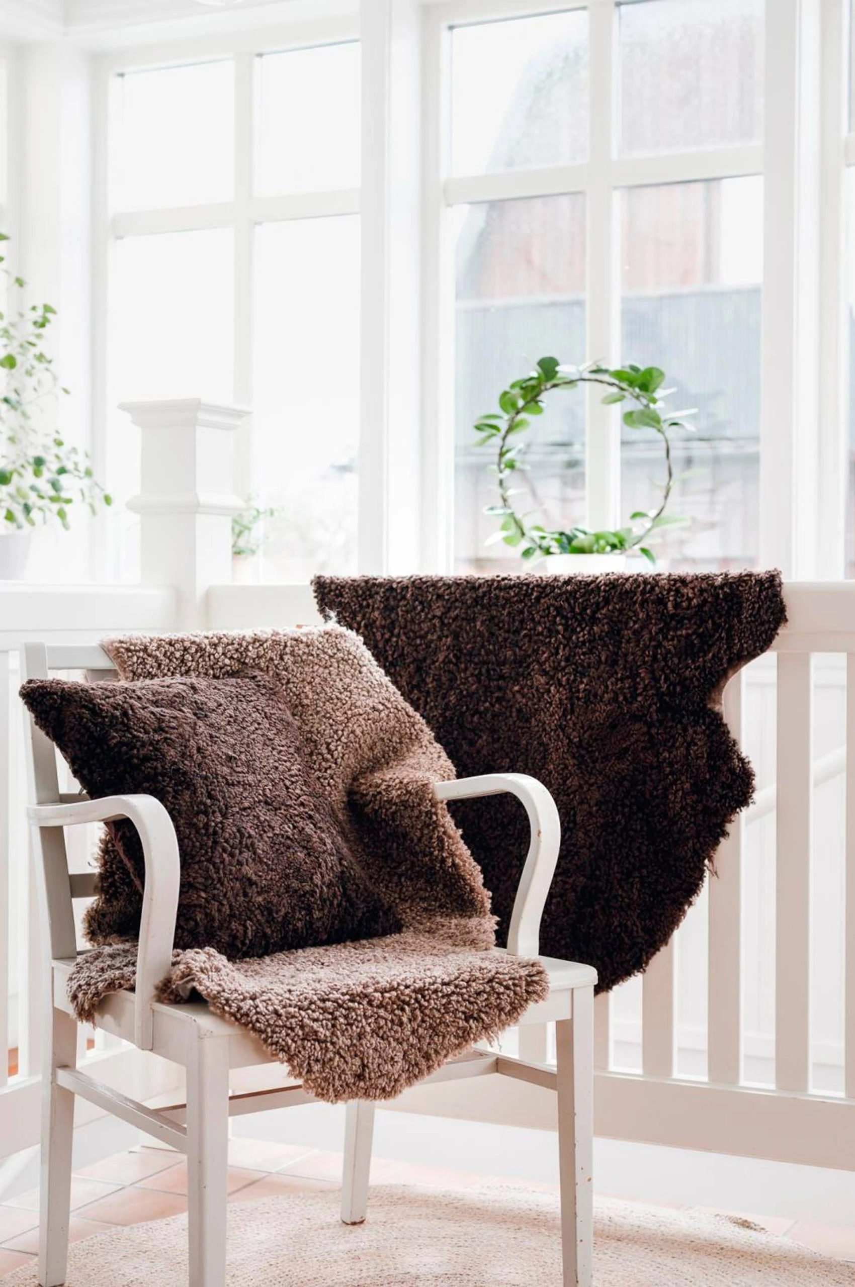 SKINNWILLE Fårskinnsfäll Curly - Bild 3